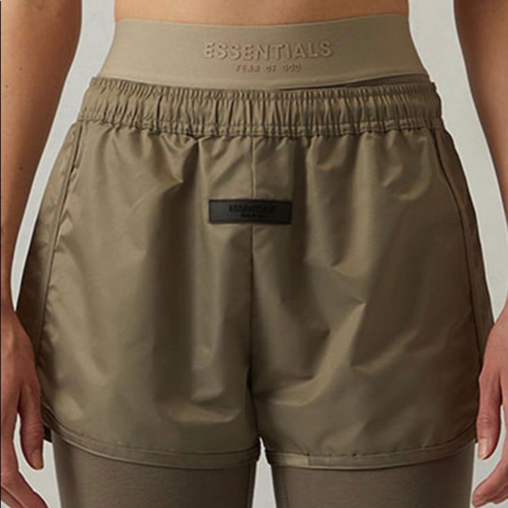 NWT Essentials Fear Of God Women's Desert Taupe Running Shorts